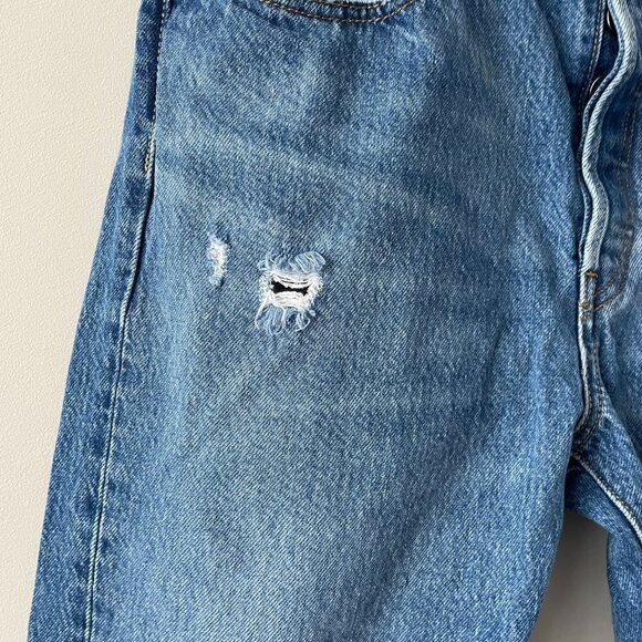 Levi's 501 Cropped High Rise Button Fly Waist Denim Medium Wash Jeans Blue 28 - Picture 7 of 10